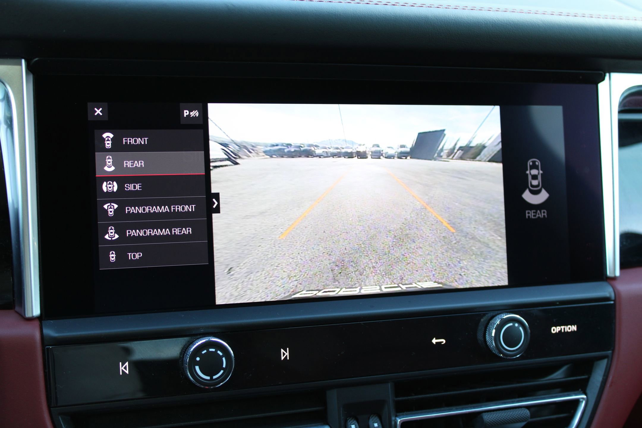 Certified 2024 Porsche Macan S image 20