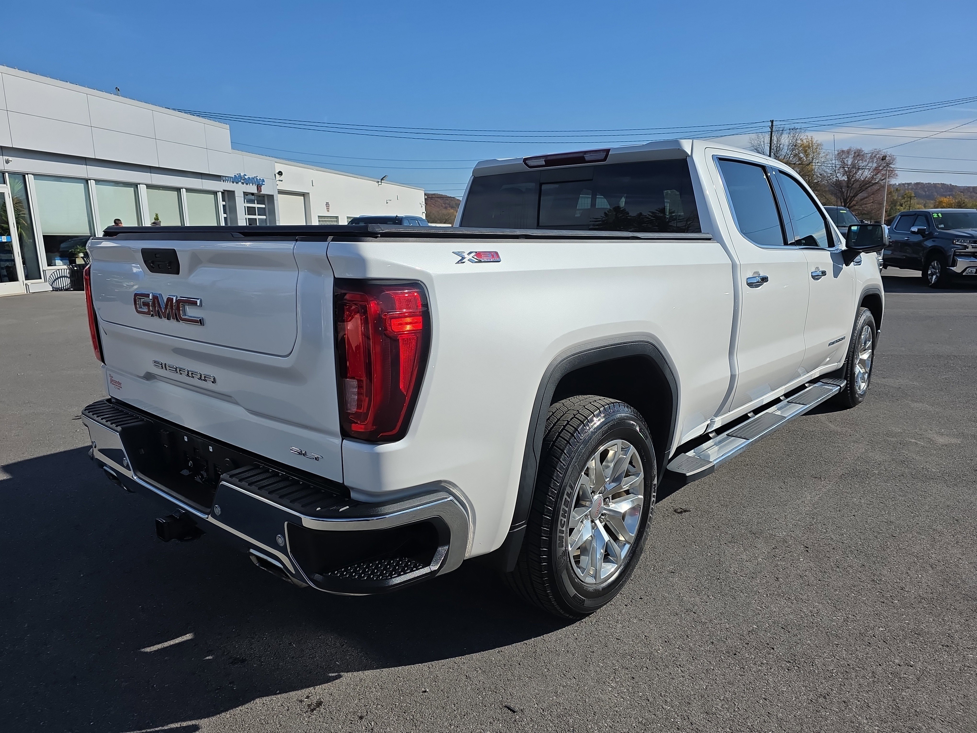 Used 2019 GMC Sierra 1500 SLT w/ SLT Premium Plus Package image 3