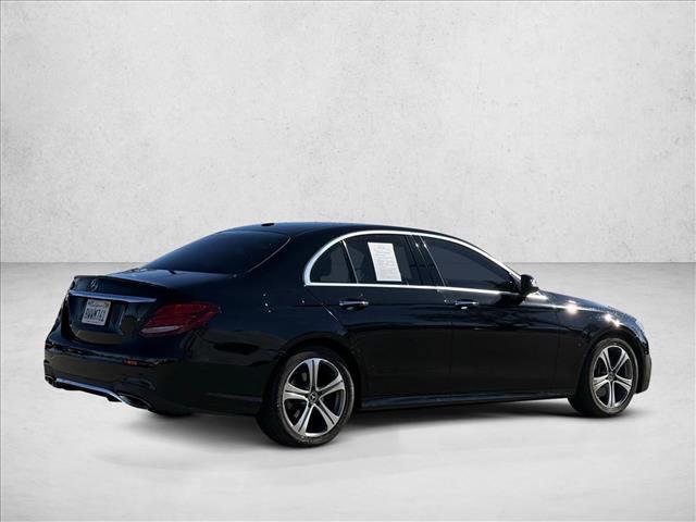 Used 2018 Mercedes-Benz E 300 image 5