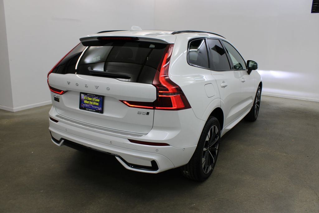 New 2026 Volvo XC60 B5 Plus w/ Protection Package Premier AWD/4WD image 5