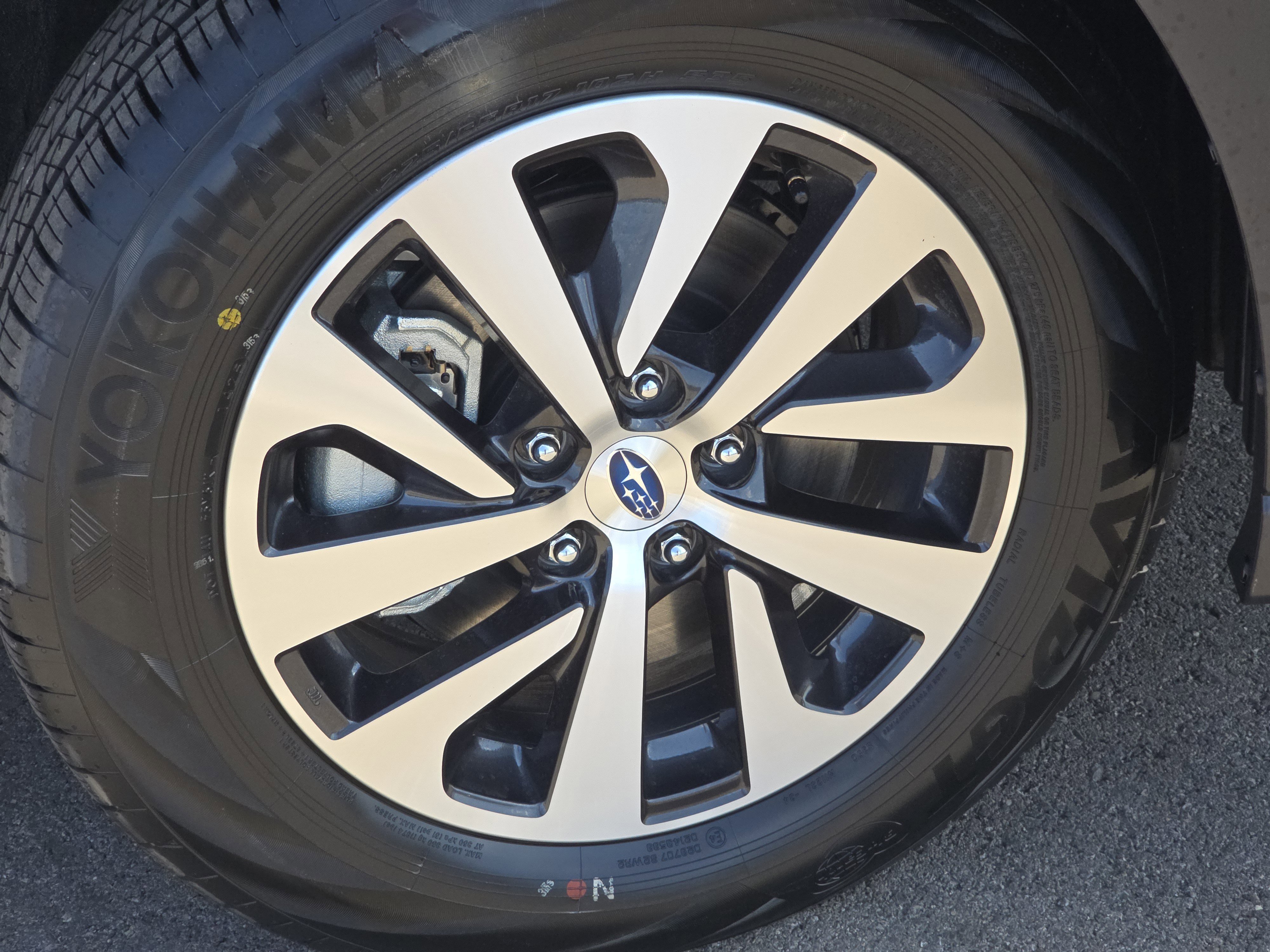 New 2025 Subaru Outback Premium image 14