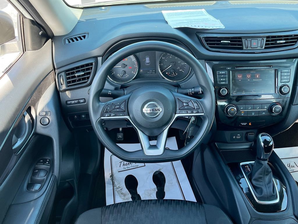 Used 2020 Nissan Rogue S image 20