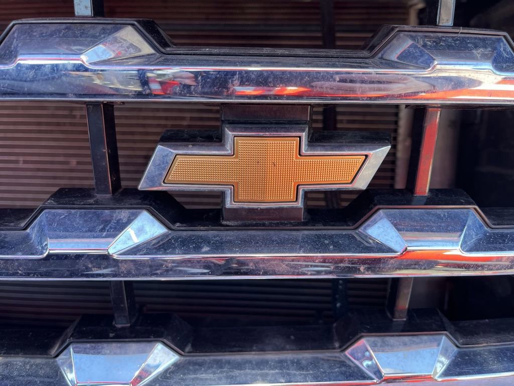 Used 2020 Chevrolet Silverado 2500 LTZ w/ LTZ Convenience Package image 29