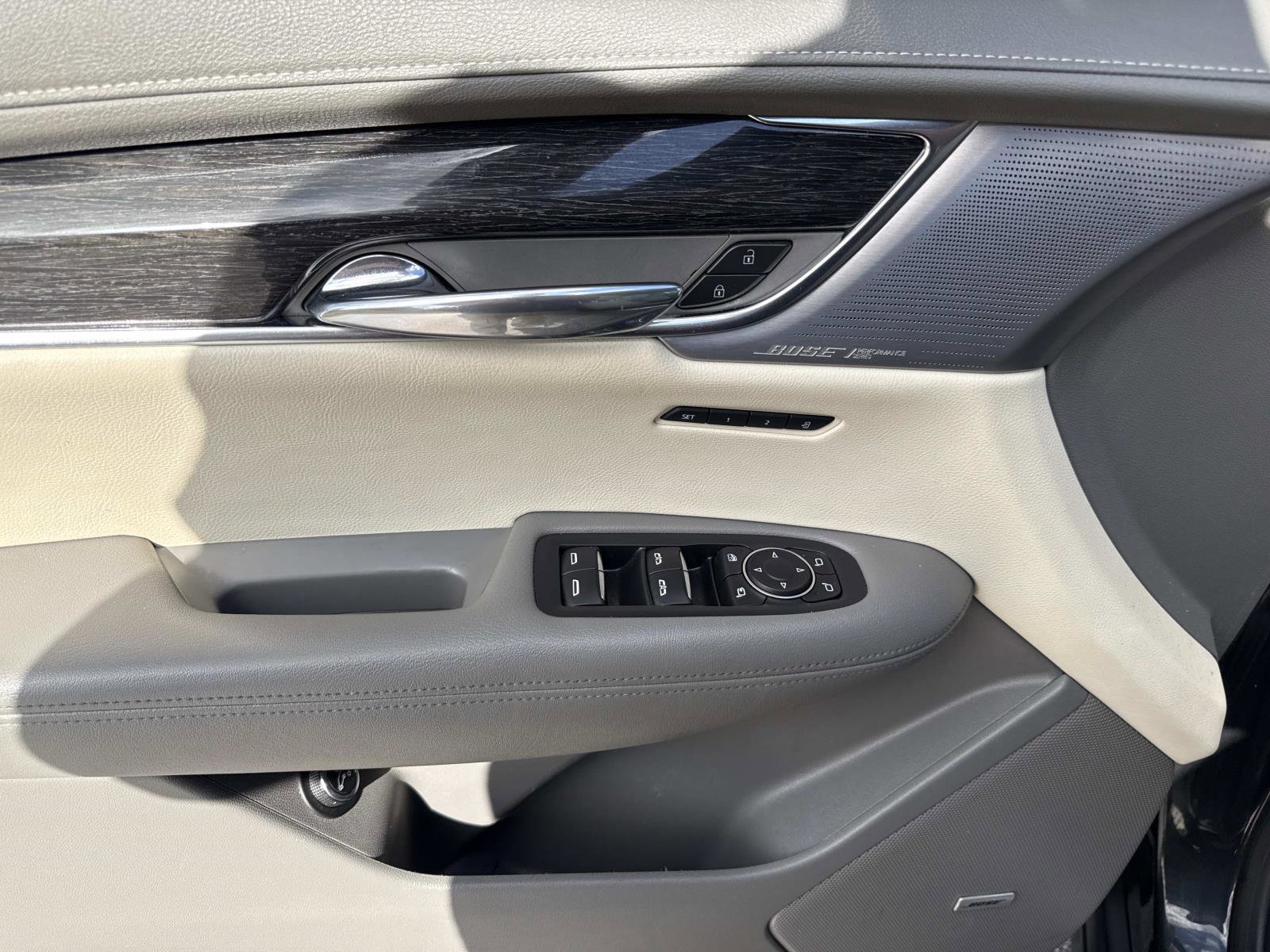 Used 2020 Cadillac XT6 Premium Luxury image 21