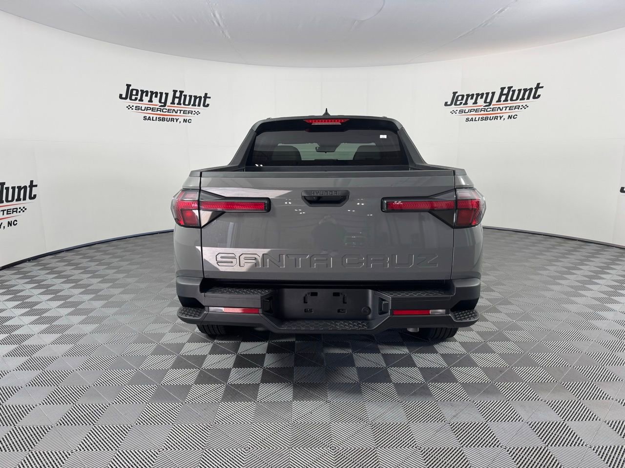 Used 2025 Hyundai Santa Cruz SEL image 9