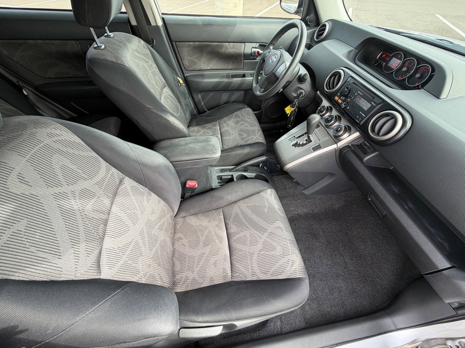 Used 2013 Scion xB FWD image 11