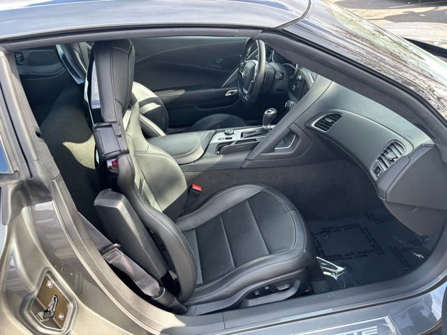 Used 2016 Chevrolet Corvette Z06 w/ 3LZ Preferred Equipment Group image 29