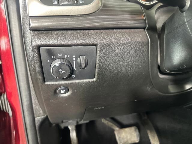Used 2021 Jeep Grand Cherokee Laredo X AWD/4WD image 19