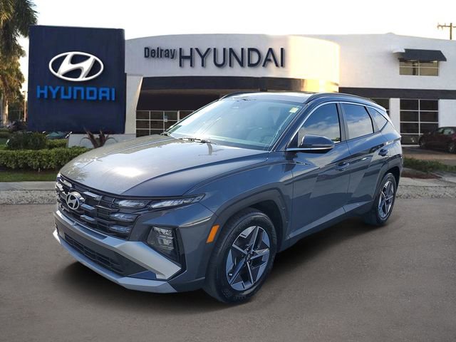 Certified 2025 Hyundai Tucson SEL FWD image 3