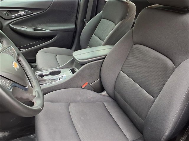Used 2024 Chevrolet Malibu LT w/ Midnight Edition image 4
