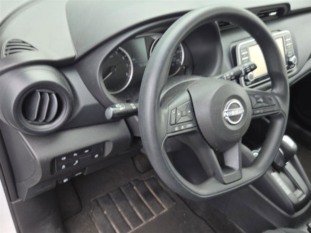 Certified 2023 Nissan Kicks S FWD image 5