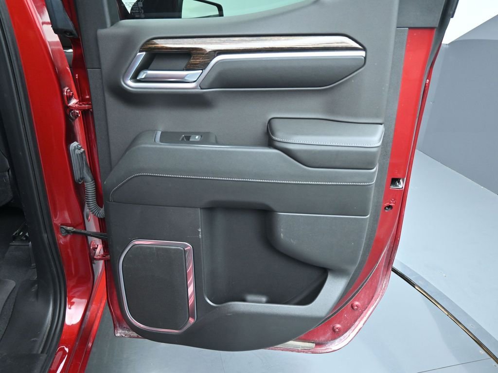 Used 2023 GMC Sierra 1500 Elevation image 16