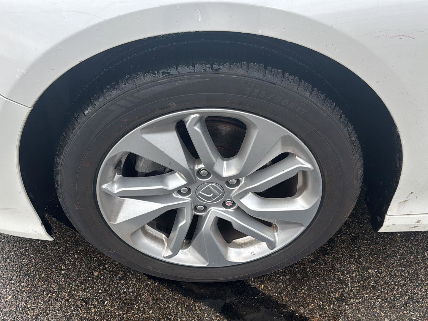 Used 2019 Honda Accord LX image 9