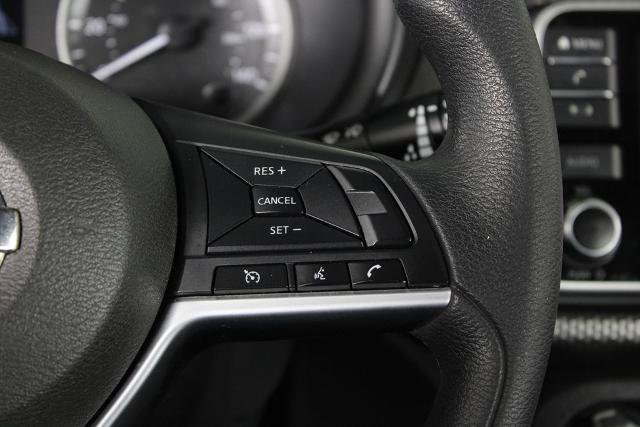 Certified 2020 Nissan Kicks SV FWD image 25