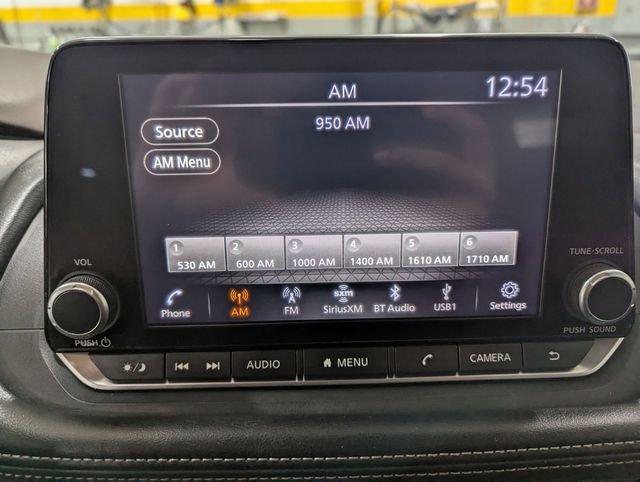 Used 2023 Nissan Rogue SV image 23