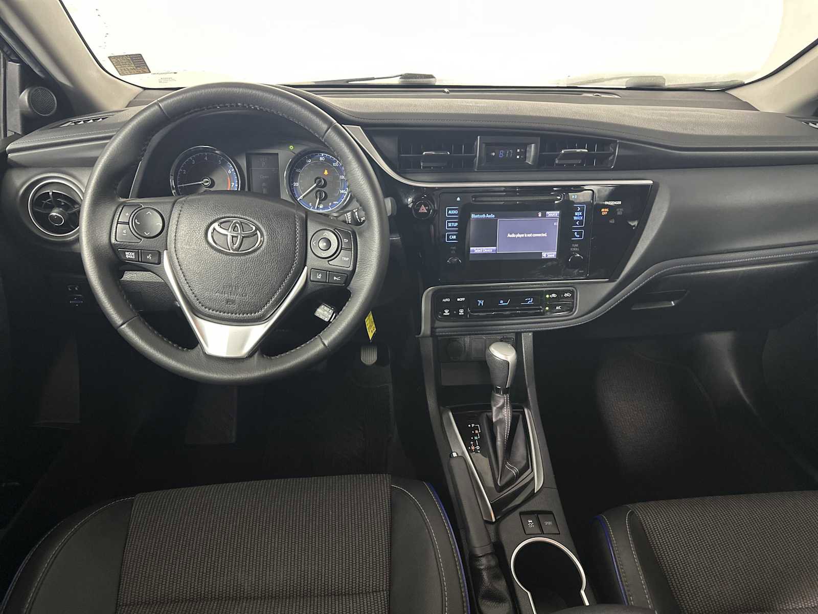 Used 2017 Toyota Corolla SE FWD image 22