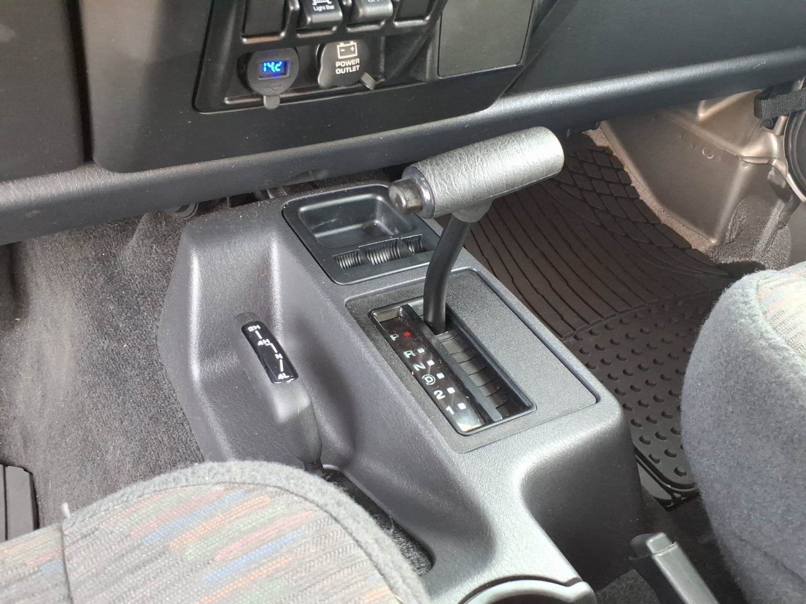 Used 2004 Jeep Wrangler 4WD image 18