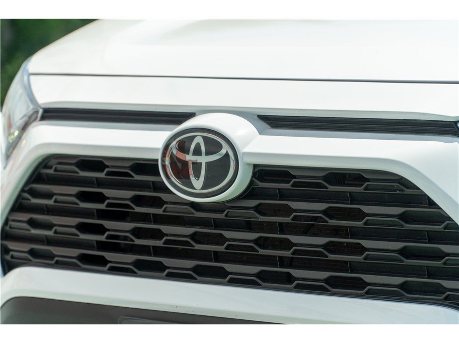 Used 2024 Toyota RAV4 XLE FWD image 26