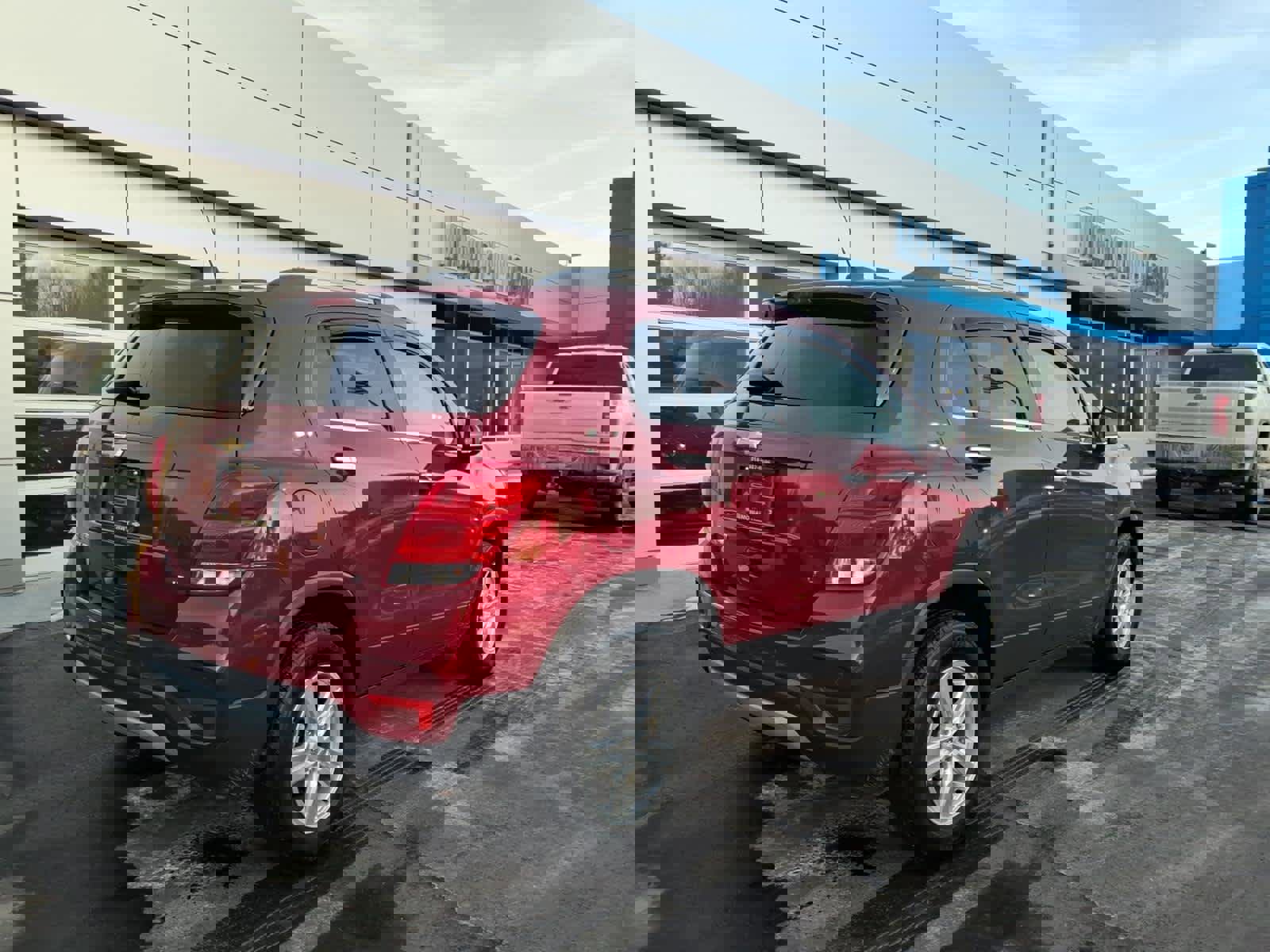 Used 2019 Chevrolet Trax LT w/ Driver Confidence Package image 7