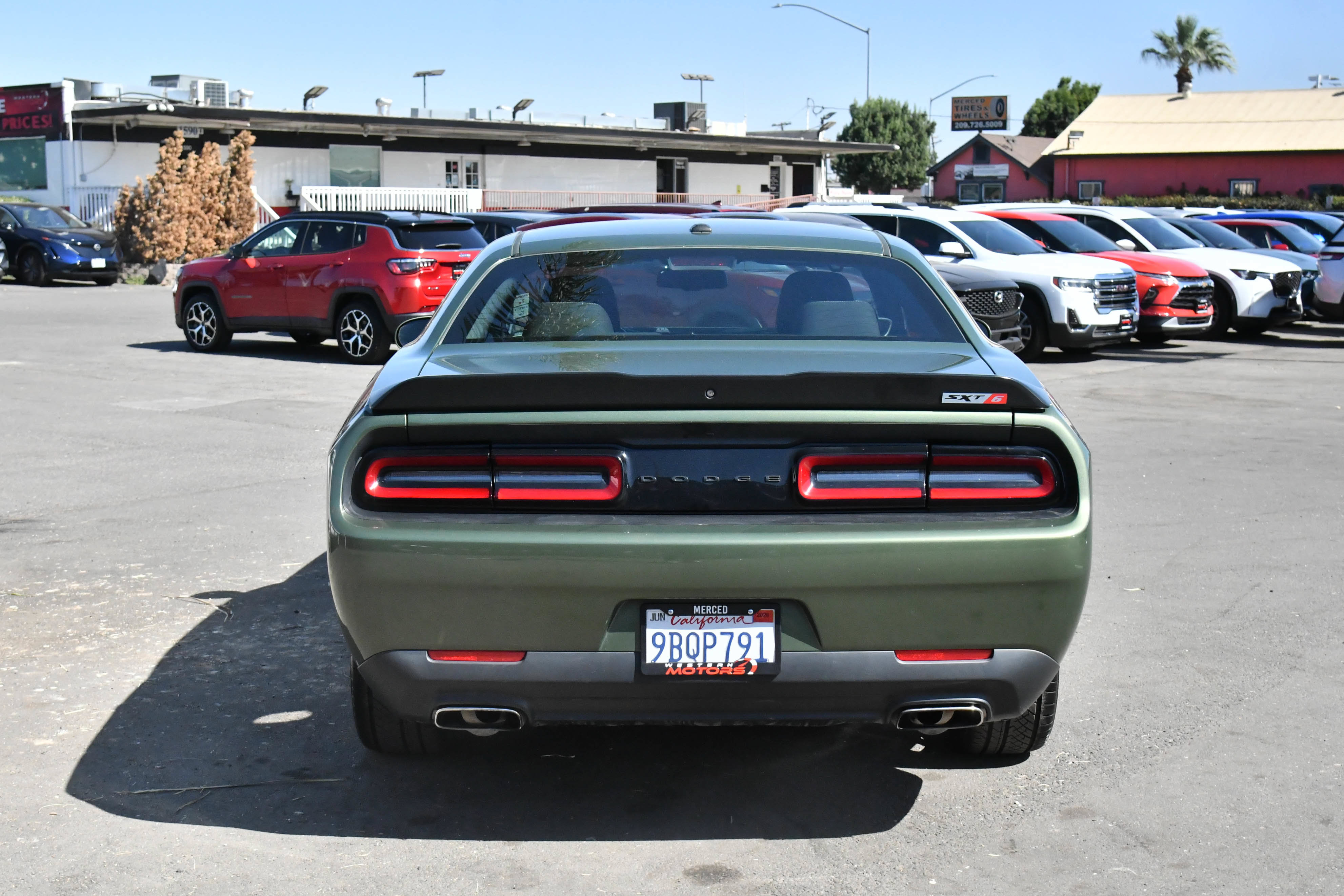 Used 2022 Dodge Challenger SXT w/ Blacktop Package RWD image 7