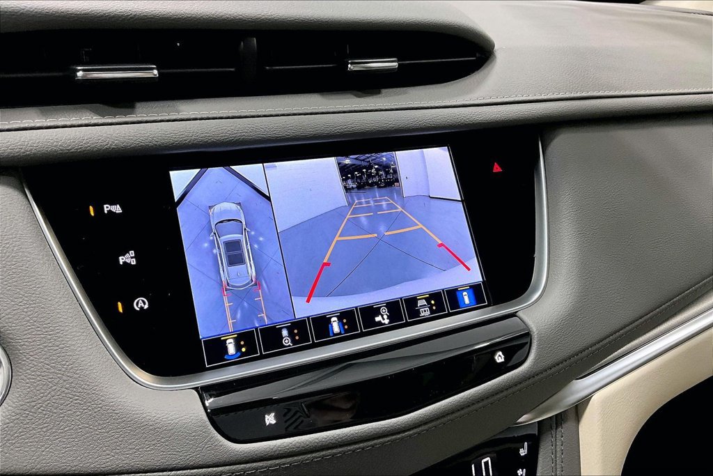 New 2026 Cadillac XT5 Premium Luxury w/ Driver Assist Package FWD image 16