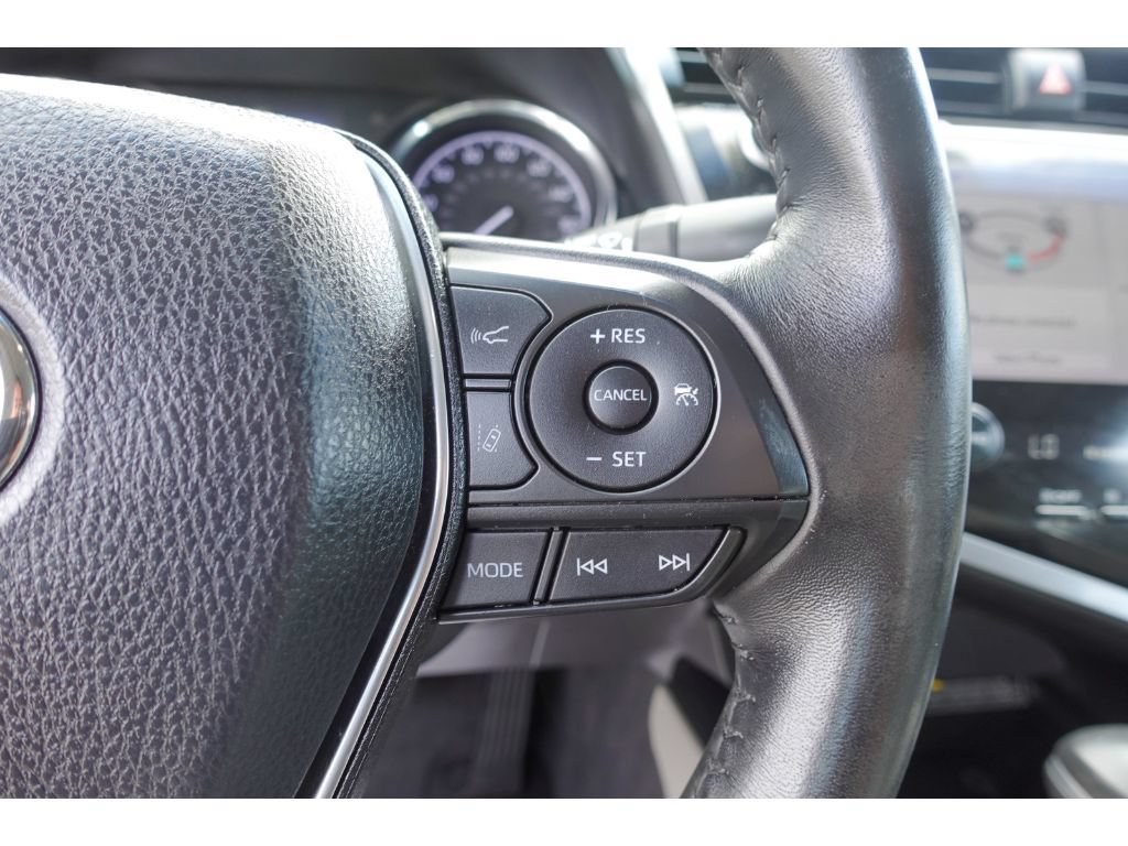Used 2018 Toyota Camry SE w/ Audio Package FWD image 15