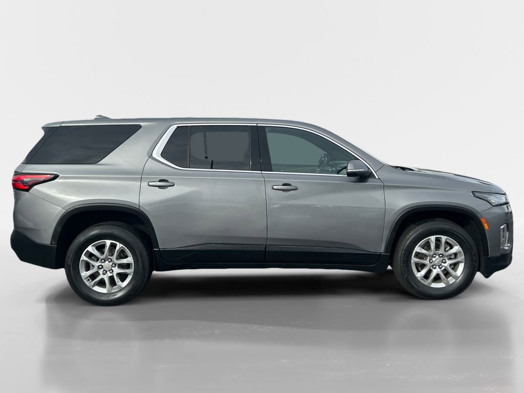 Used 2023 Chevrolet Traverse LS w/ Safety Package image 6