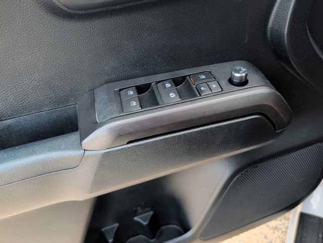 Used 2016 Toyota Tacoma TRD Sport w/ Towing Package AWD/4WD image 16