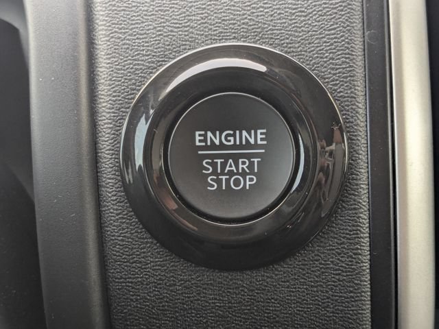 Used 2025 Ford Expedition Active AWD/4WD image 41