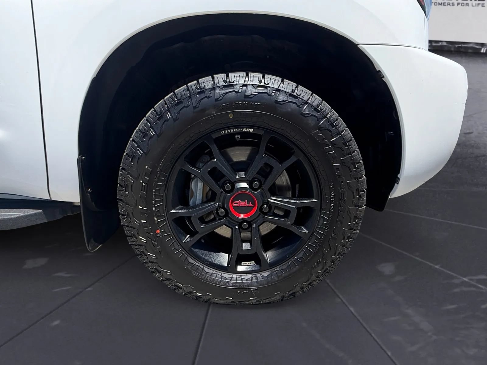 Used 2020 Toyota Sequoia TRD Pro w/ Carpet Mat Package (TMS) AWD/4WD image 32