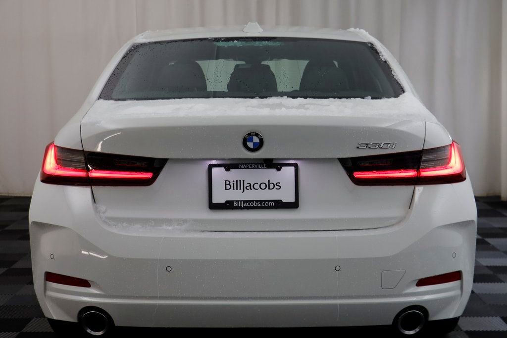 New 2026 BMW 330i Sedan w/ Convenience Package RWD image 15