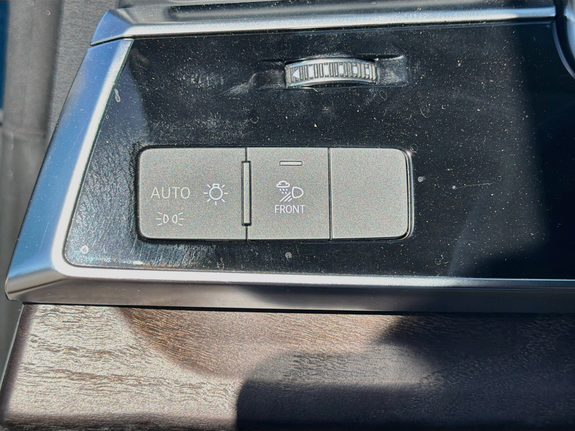 Used 2019 Audi Q8 Premium Plus AWD/4WD image 36