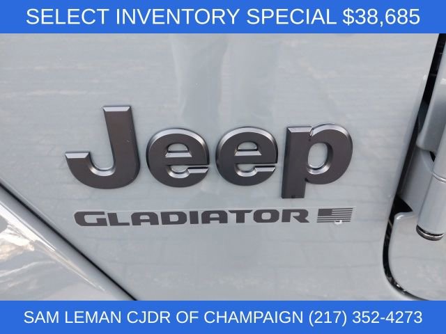 New 2025 Jeep Gladiator Sport image 15