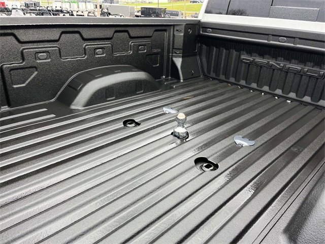 Used 2024 GMC Sierra 2500 Denali w/ Denali Reserve Package image 5