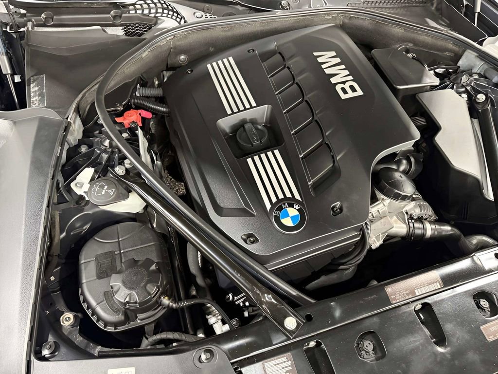 Used 2011 BMW 528i Sedan RWD image 36