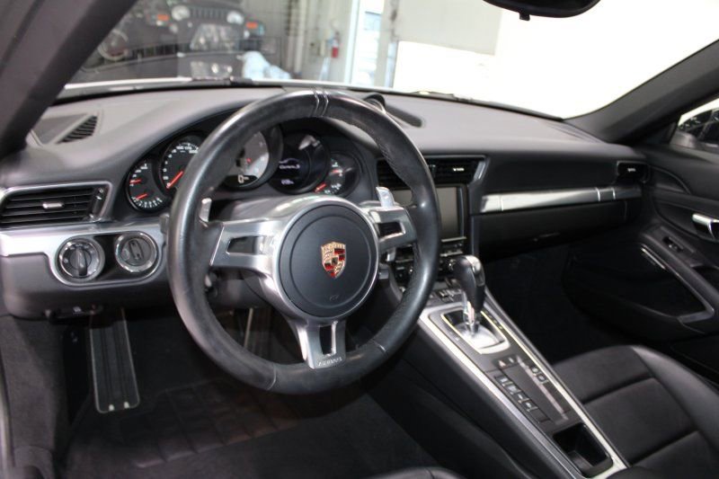 Used 2013 Porsche 911 Carrera S RWD image 7