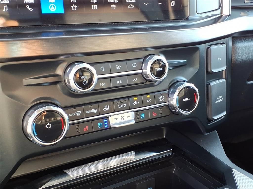 Used 2023 Ford F350 Lariat image 10