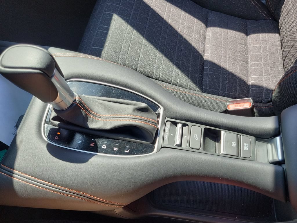Certified 2027 Honda HR-V Sport image 32