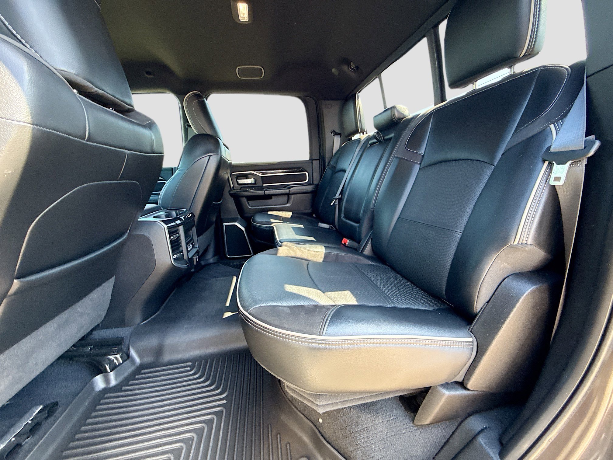 Used 2020 RAM 2500 Laramie image 20