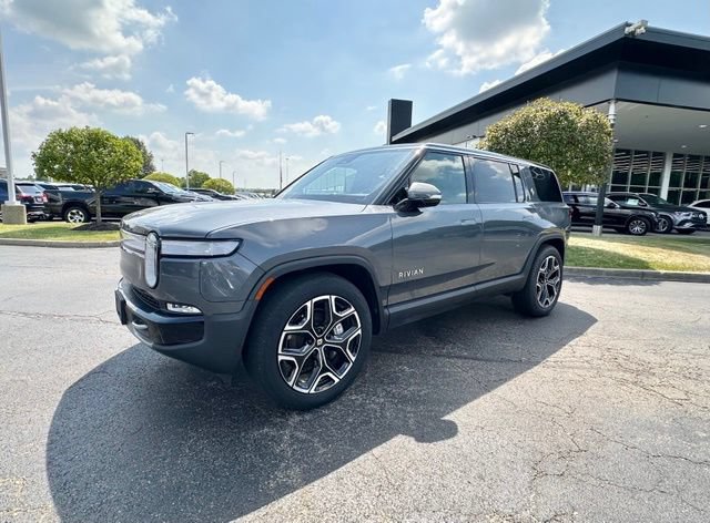 Used 2024 Rivian R1S Adventure AWD/4WD image 5