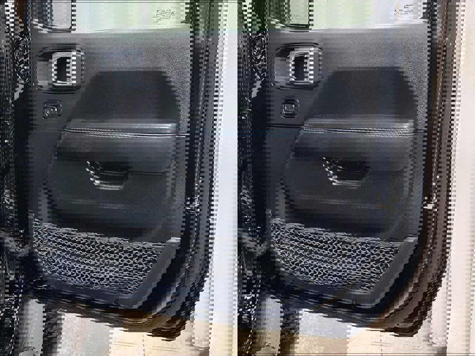 Used 2021 Jeep Wrangler Unlimited Rubicon 4xe w/ Steel Bumper Group image 12