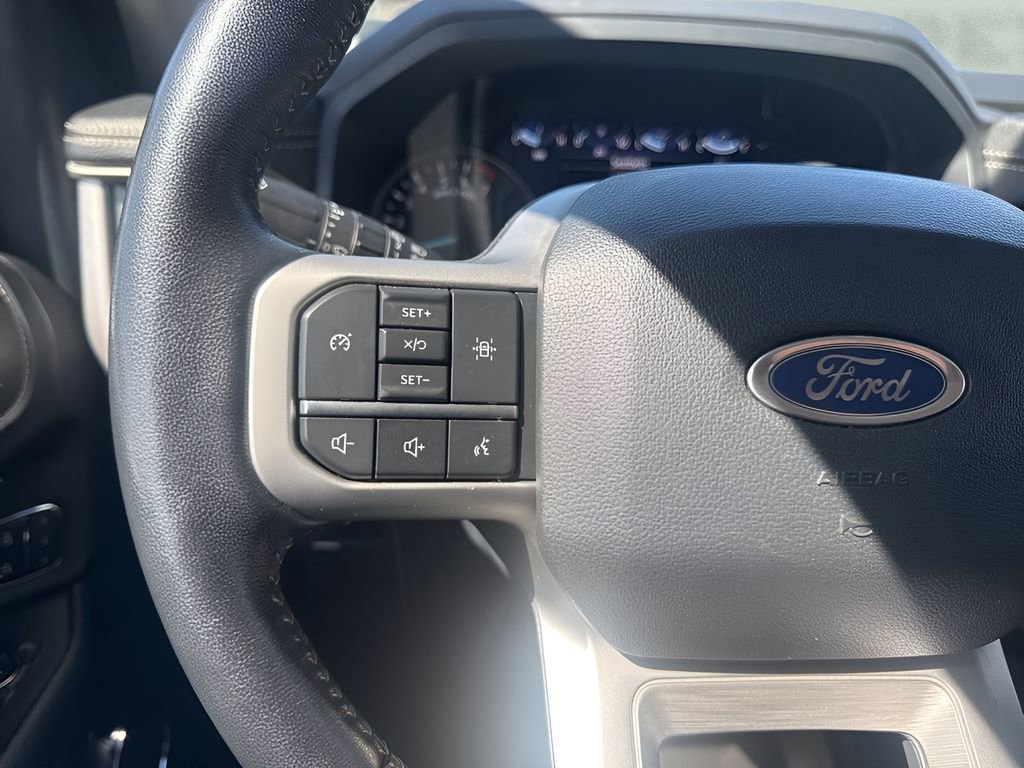 Used 2024 Ford Expedition Max XLT image 16