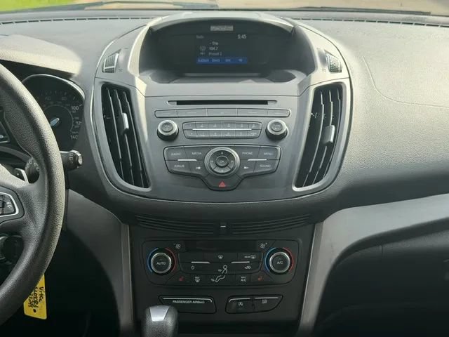 Used 2017 Ford Escape SE w/ SE Cold Weather Package AWD/4WD image 17