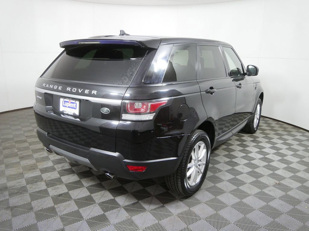Used 2016 Land Rover Range Rover Sport SE image 3