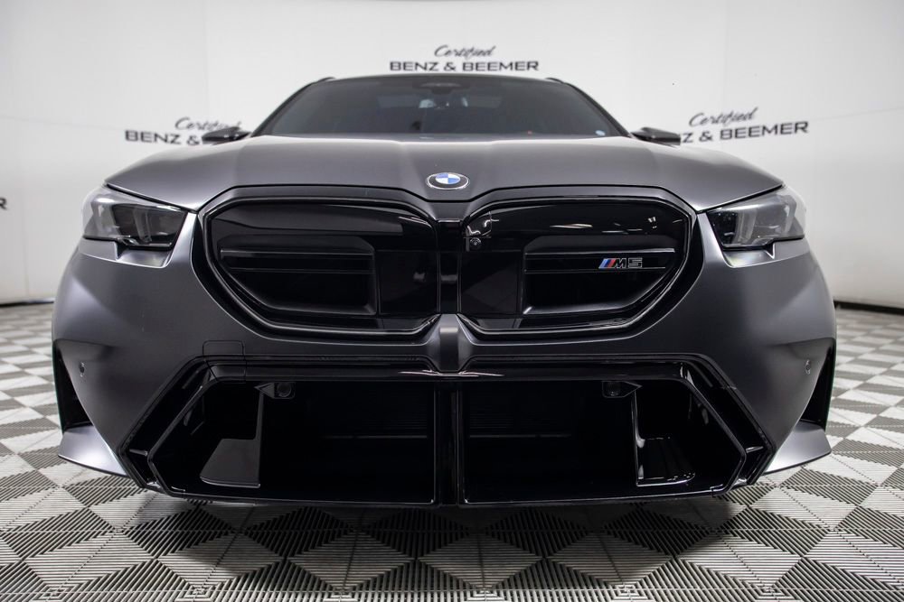 Used 2025 BMW M5 Touring AWD/4WD image 7