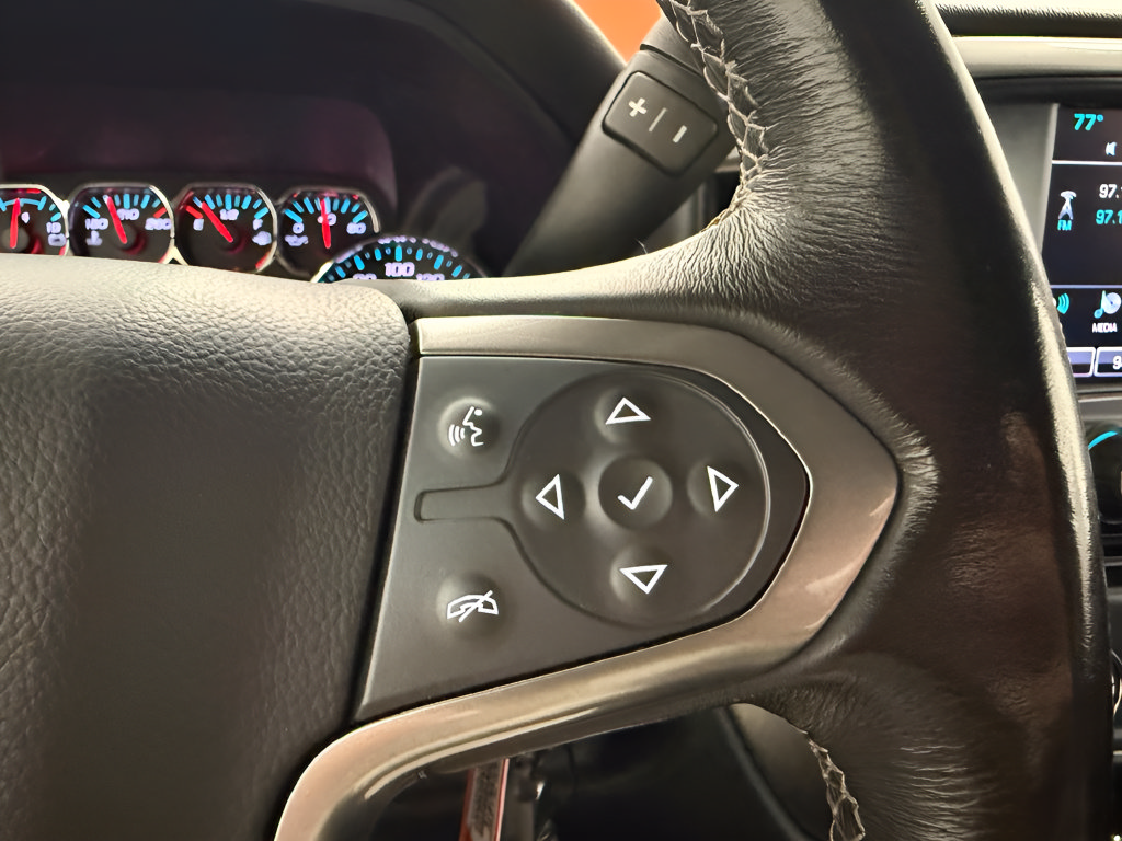 Used 2018 Chevrolet Silverado 1500 LT AWD/4WD image 20