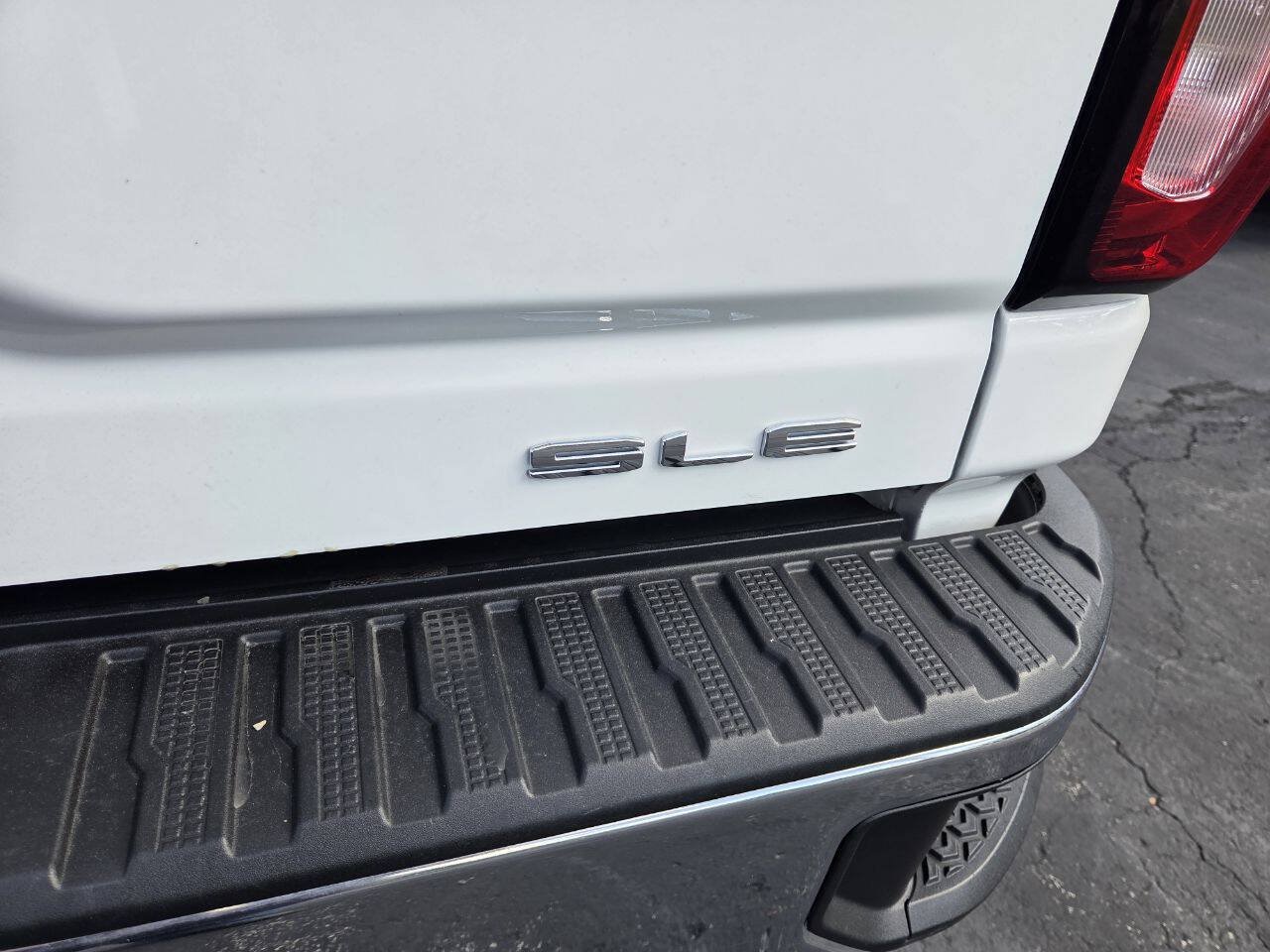Used 2024 GMC Sierra 2500 SLE w/ SLE Convenience Package AWD/4WD image 19
