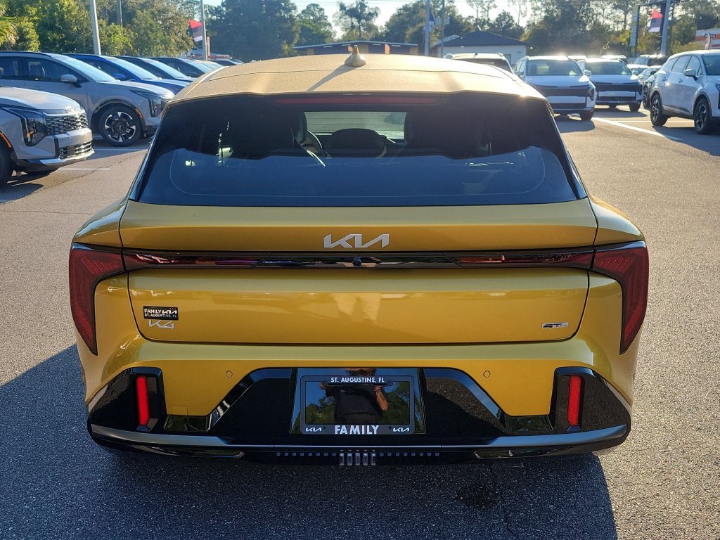 New 2026 Kia K4 GT-Line Turbo FWD image 4