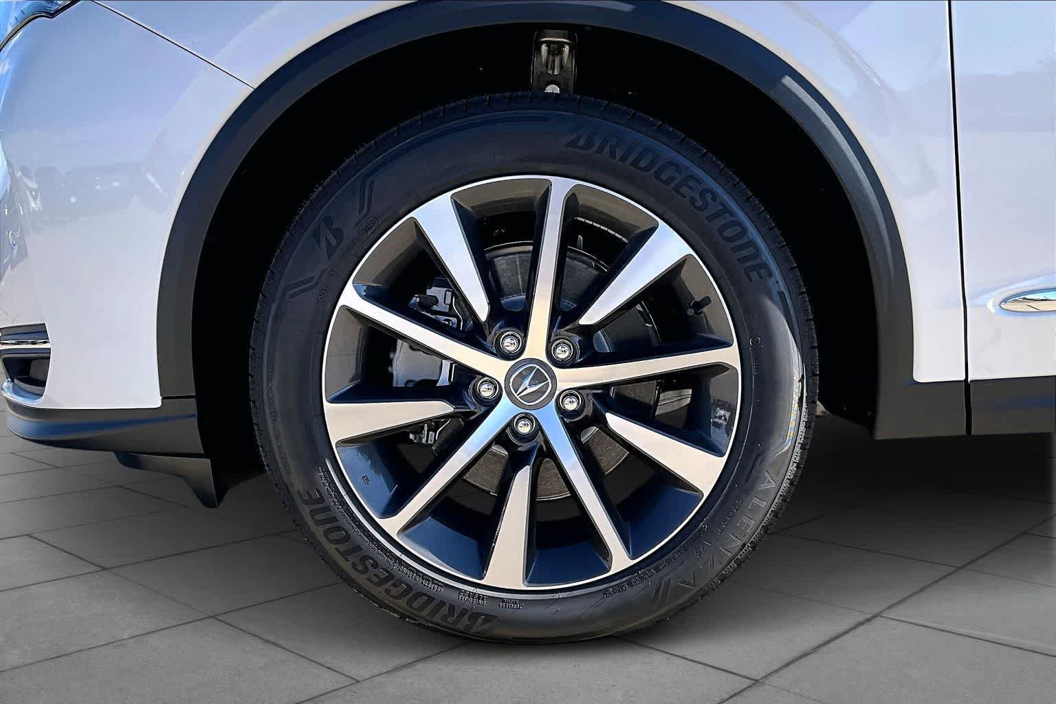 New 2026 Acura MDX w/ Technology Package FWD image 12