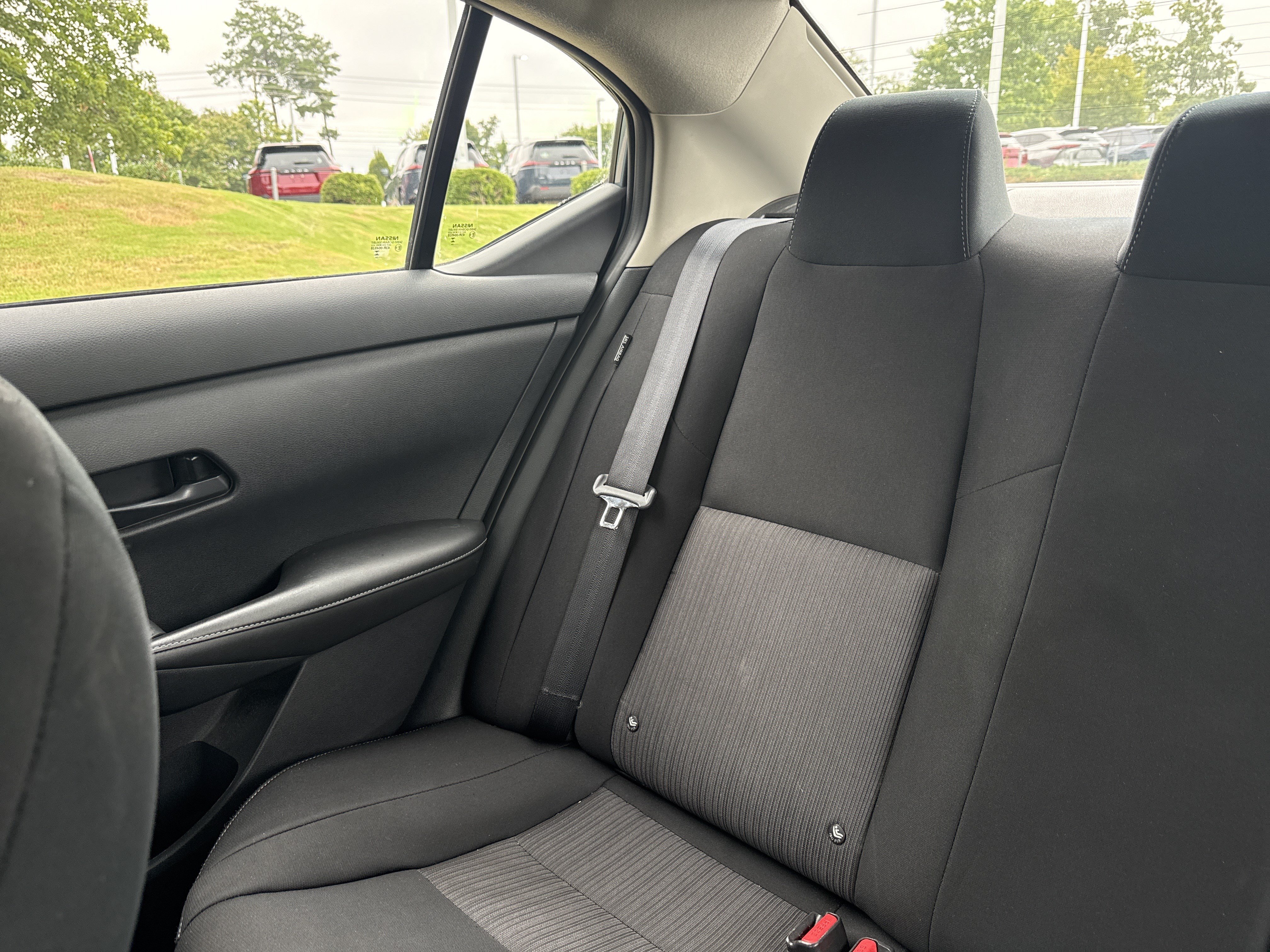 Used 2024 Nissan Sentra SV FWD image 30